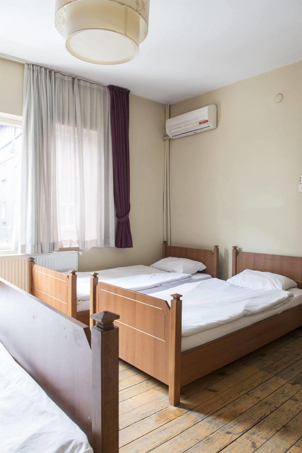 Cheers Midtown Hostel Istanbul Eksteriør billede