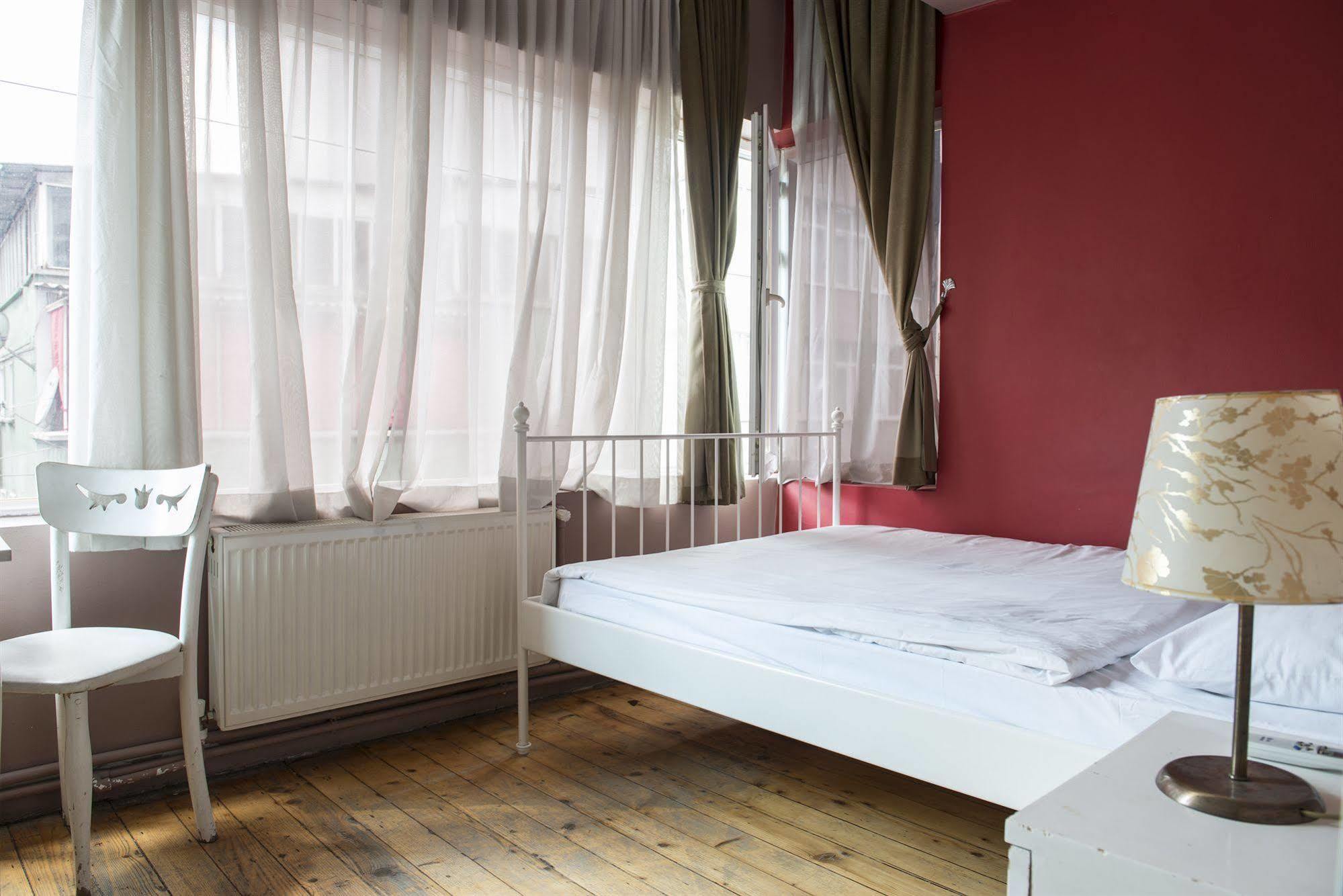 Cheers Midtown Hostel Istanbul Eksteriør billede